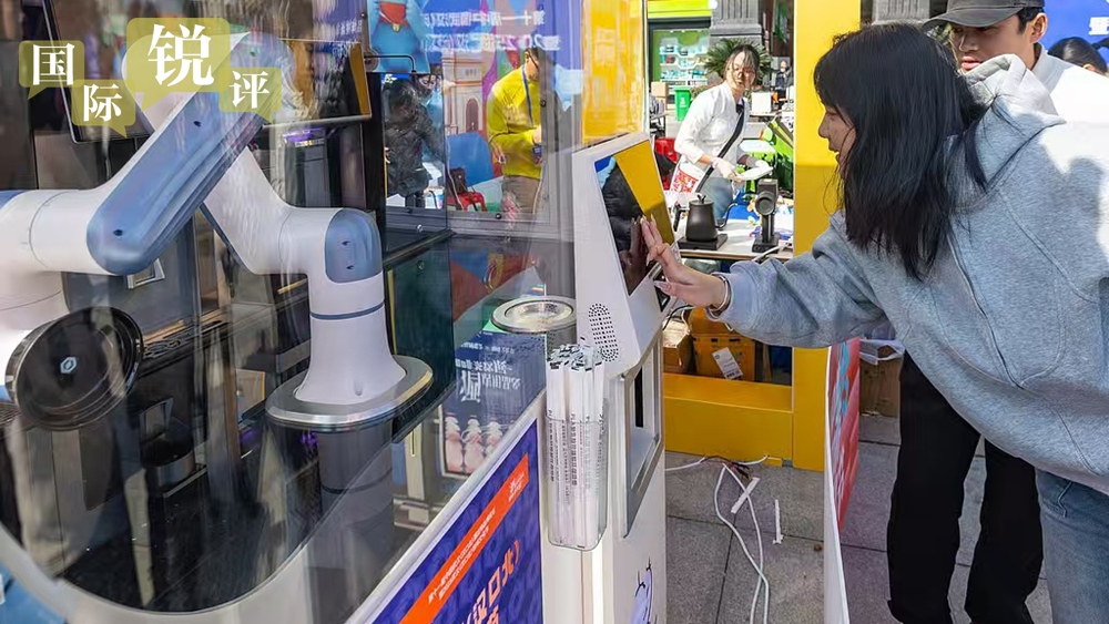 【国际锐评】中国的万亿级消费新目标利好世界_fororder_86ab0e2d2dd34fb5a0f73ed32464f253_副本_副本