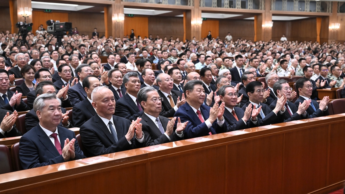 纪念中国人民抗日战争暨世界反法西斯战争胜利80周年文艺晚会《正义必胜》在京隆重举行_fororder_b4a427585faa430d88d694a8da91c0ee