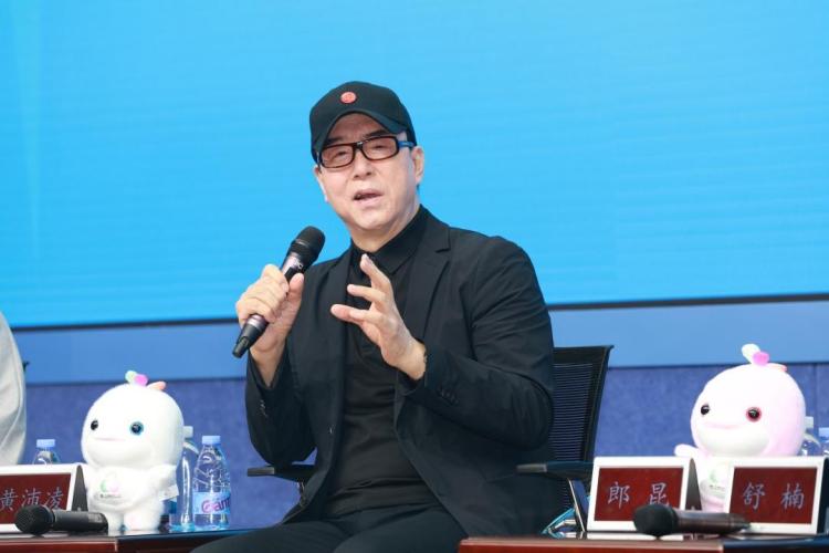 十五运会开幕式主题歌《天海一心》正式发布，周深、单依纯演唱