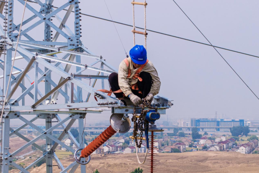 State Grid Huai’an Power Supply Company Supports Relocation of the “Power Artery” for the Huaihe River Sea-entry Channel_fororder_图片13