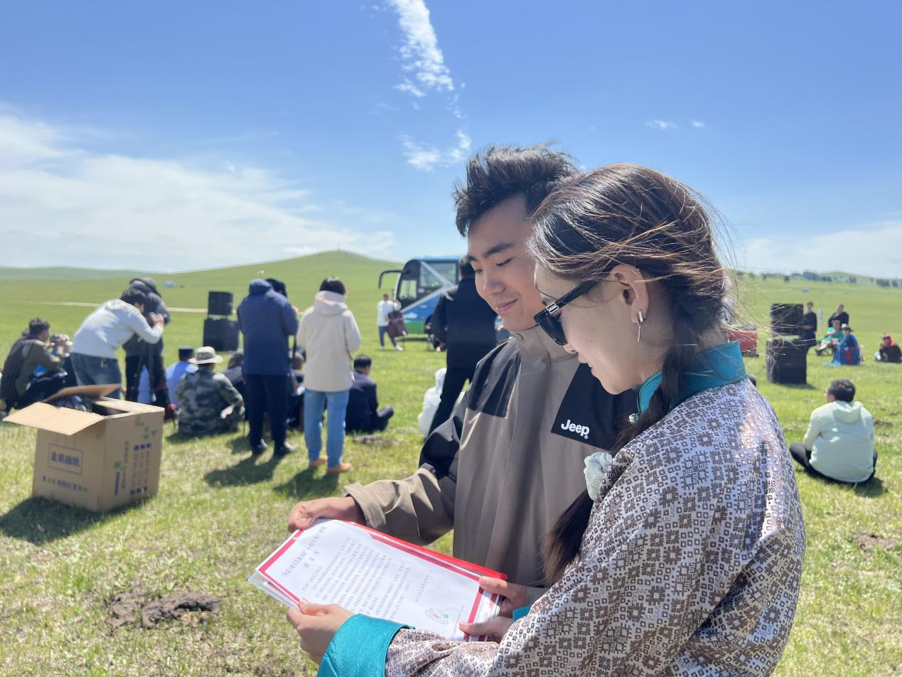 游牧转场作纽带 流动治理惠草原，新巴尔虎左旗探索牧区现代化治理新范式_fororder_图片9
