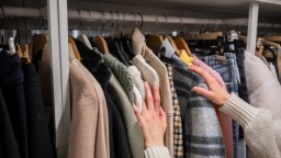 担忧物价和经济前景 更多美国人走进二手商店_fororder_dbce9f3f36894721b4f24a393080f9d2