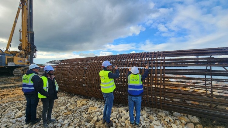 新春走基层 | 中企承建突尼斯比塞大大桥 被当地工程师视为“未来希望大桥”