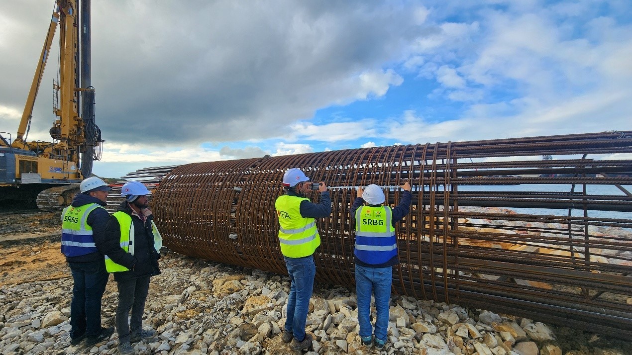 新春走基层 | 中企承建突尼斯比塞大大桥 被当地工程师视为“未来希望大桥”