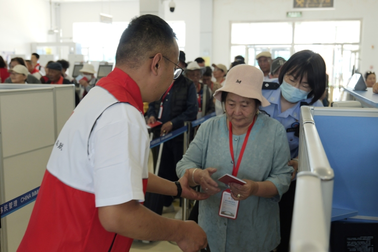 2025 "Belt and Road · Brightness Journey" Mongolia Mission Held in Erenhot, Inner Mongolia_fororder_图片17