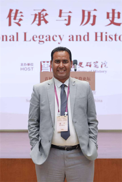 “期待埃中进一步深化文明交流互鉴”——访埃及考古学家、卢克索博物馆馆长阿拉·曼沙维