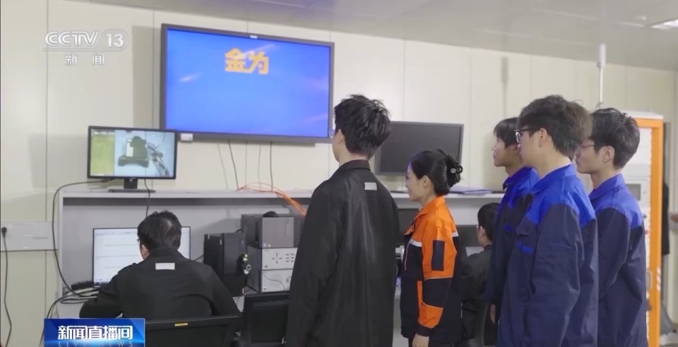“最美”教师杨洋的匠心之路：把课堂搬进车间 将生产融入教学