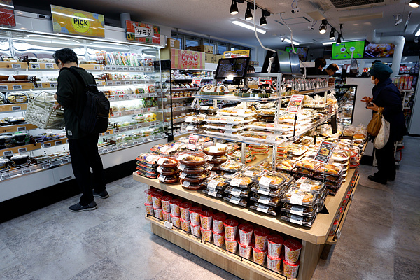 日本今年逾2万种食品涨价 明年初再涨近3600种