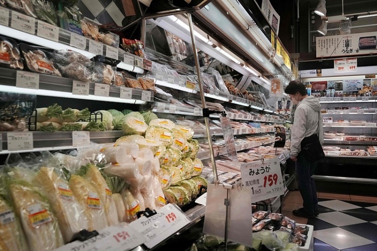 调查显示日本逾千种食品6月将涨价