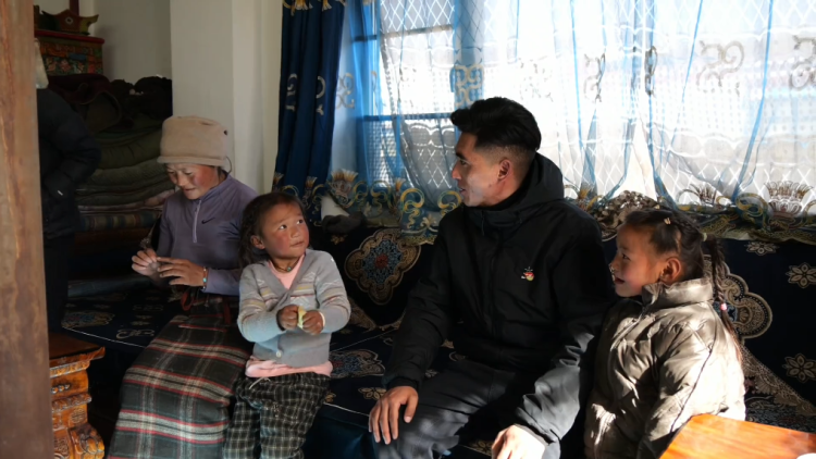 定日新生丨吾心·同行