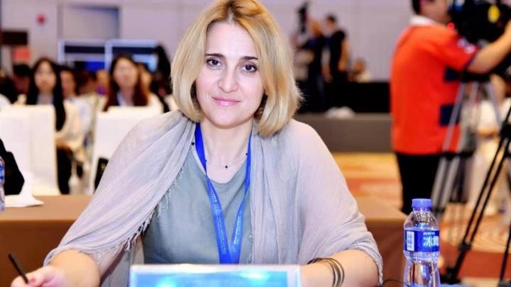 卡尼访华——对话是瞬息万变的世界中稳定的基石_fororder_a01412ace169400791cd7fdbcddbb764