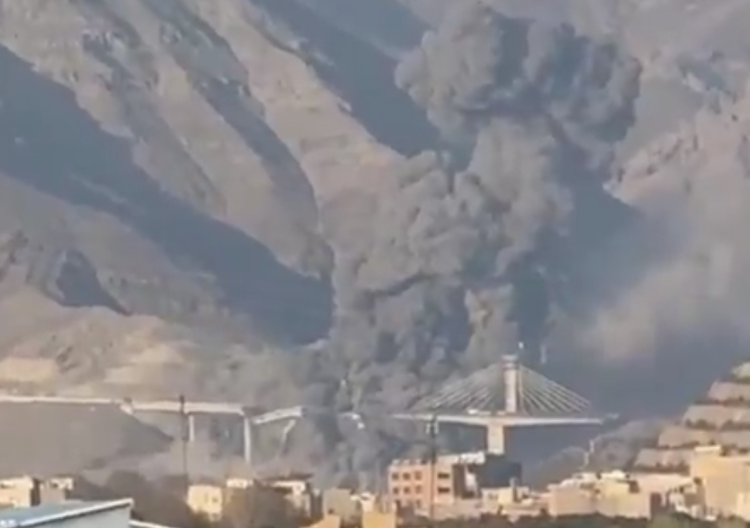 伊朗一道路工程代表作遭美以袭击受损 原计划近期投入运营