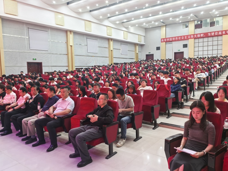 “金融赋能未来，文化引领创新”——兰州工商学院经济学院首届金融文化节盛大开幕_fororder_微信图片_20250611150738