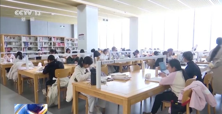 告别单纯翻书 “阅读+”解锁读书新体验