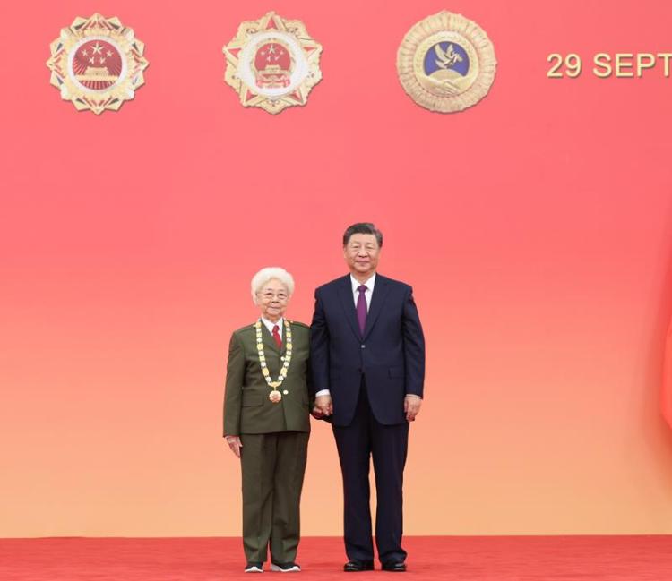 时政微观察丨总书记深情寄望电影工作者