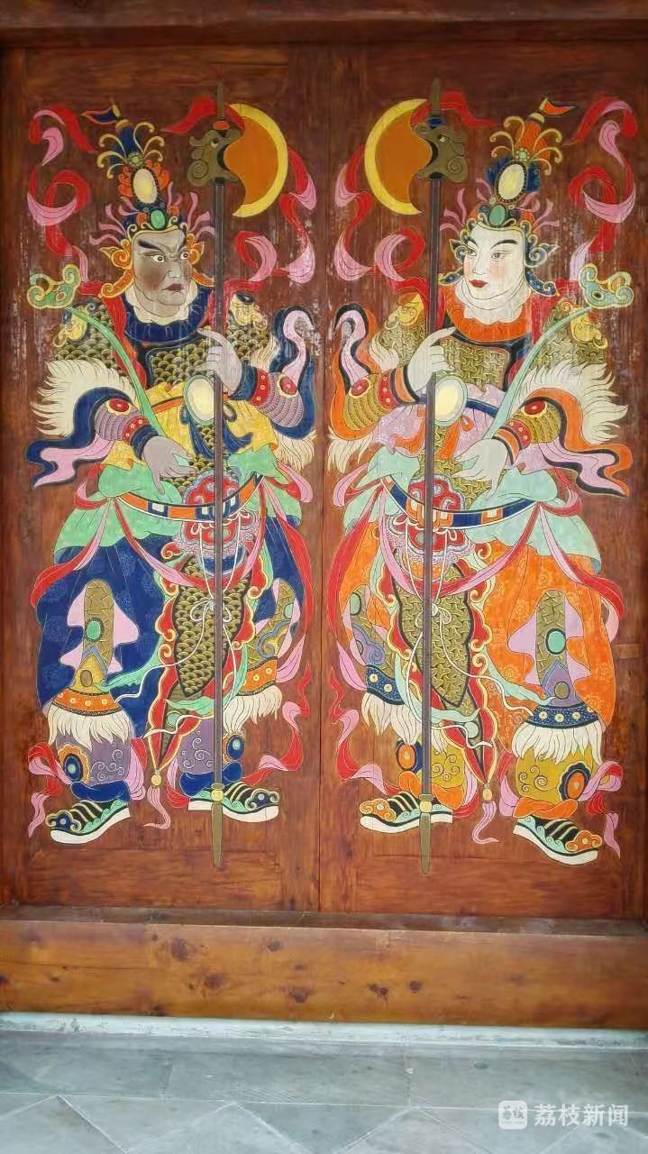 何以中国 | 阆中门神画：以门为纸绘神韵，千年传承新阆潮