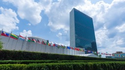 中国代表：审慎稳妥推进联合国改革 筑牢发展支柱