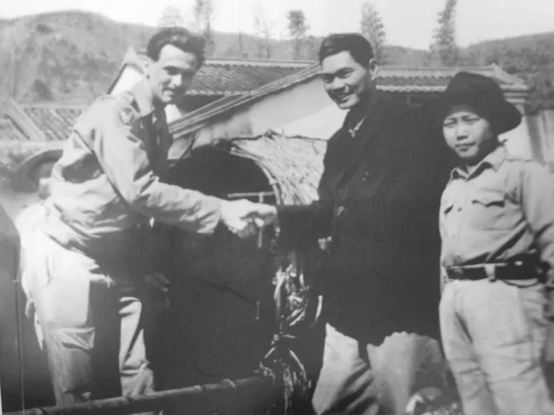 忆烽火·传薪火丨历史与未来之间，总会有一个“最大公约数”
