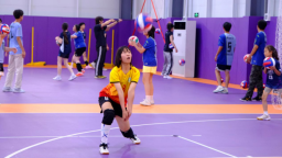 传承女排精神 播种排球梦想——天津女排退役名将走进东丽锐华高中