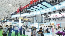 “开放赋能 湘贸全球” 43家湘企亮相第六届消博会