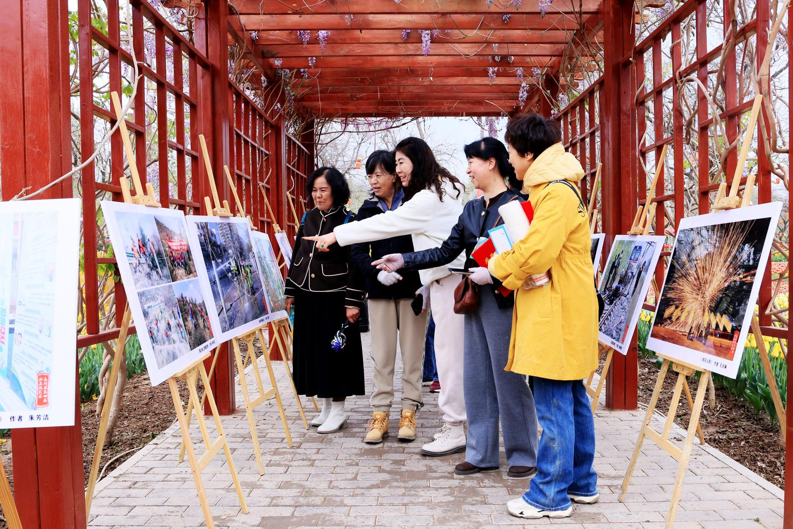 光影定格劳动之美 致敬时代精神 永靖县“庆五一”第四届职工摄影展开幕_fororder_图片3