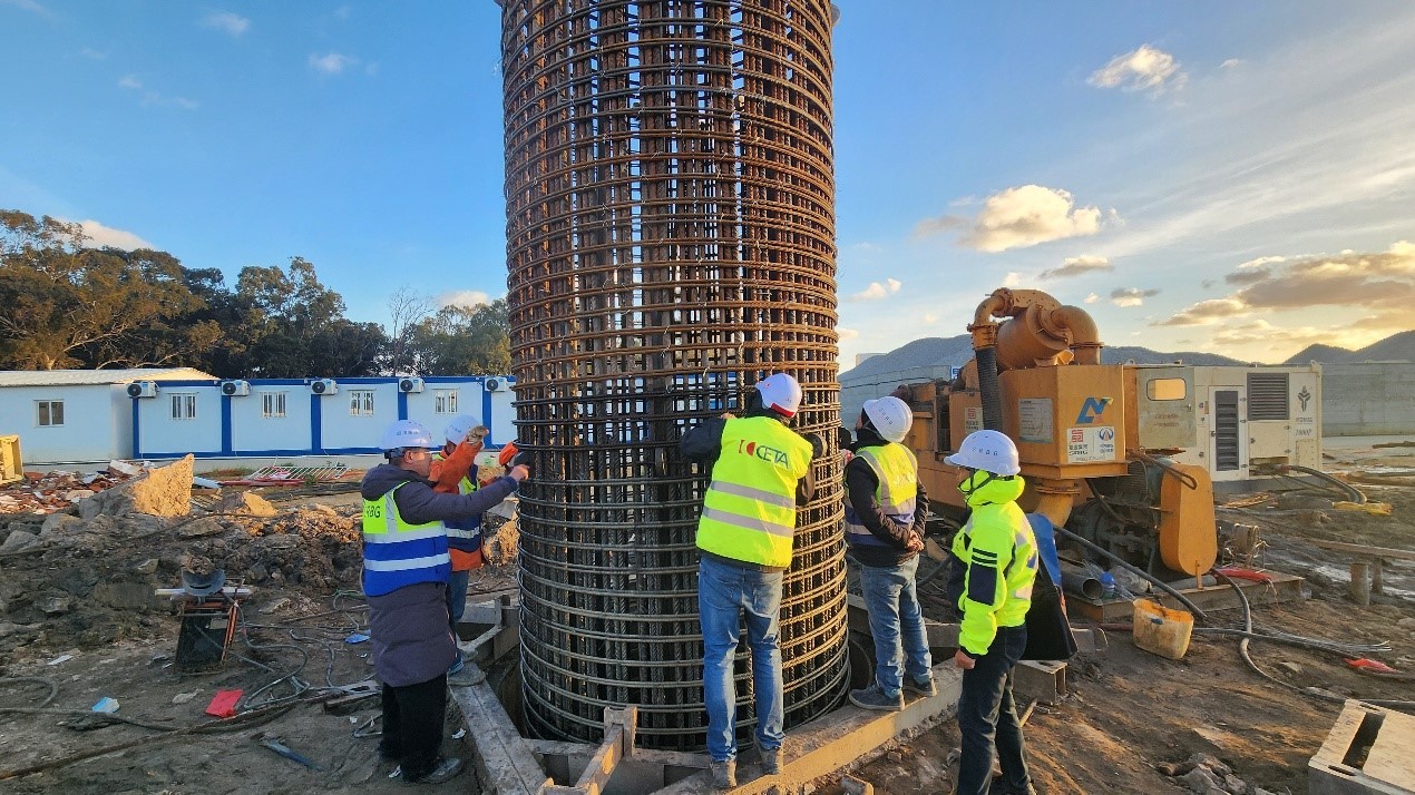 新春走基层 | 中企承建突尼斯比塞大大桥 被当地工程师视为“未来希望大桥”