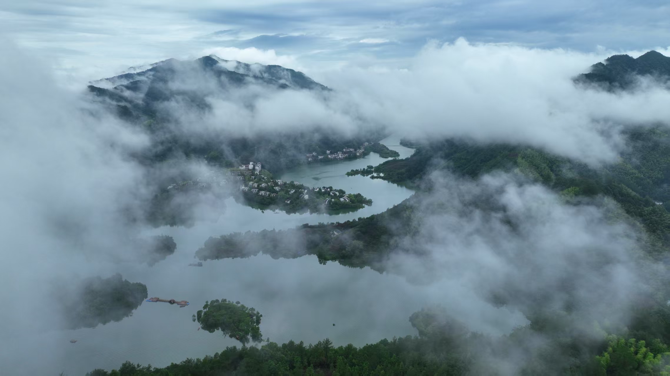 黄山市徽州区：丰乐湖雨霁揽胜_fororder_丰乐湖3