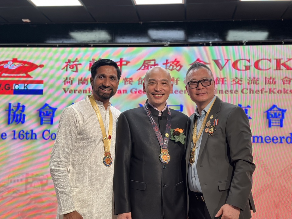 资讯有故事｜印度人德福在中国：从服务员到餐饮企业家