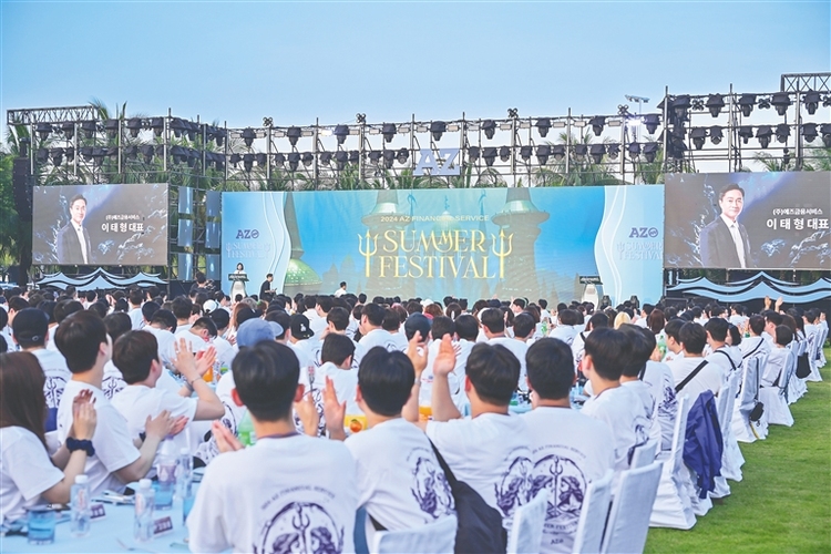 三亚市旅游发展局：多维发力塑品牌 美丽鹿城添人气
