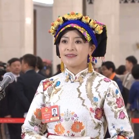 全国人大代表格西王姆：让老人在家门口就能安享有温度的晚年生活_fororder_2025030510470829979