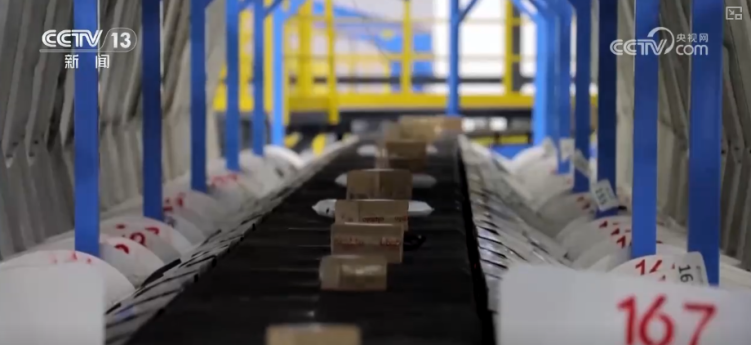 多角度透视前11个月物流运行“成绩单” 需求稳增、结构优化、效率提升态势凸显