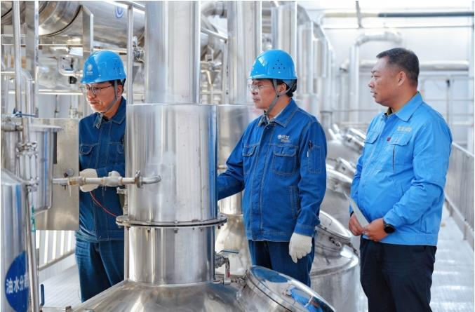 Electricity Boosts 'Romantic Economy': Lanzhou's Rose Fragrance Gains Global Recognition_fororder_图片2