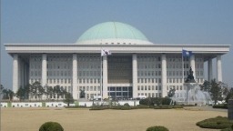 韩总统李在明主持会议 审议通过两项特检法调查尹锡悦夫妇