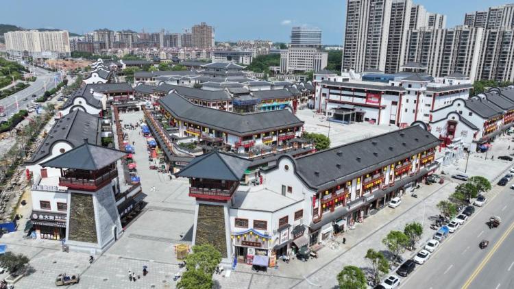 走进小城看消费丨湖北丹江口：以商贸支点建设提升县域消费活力