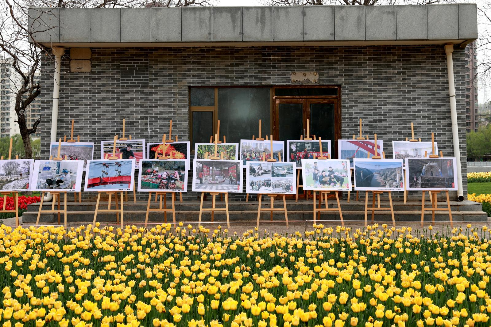 光影定格劳动之美 致敬时代精神 永靖县“庆五一”第四届职工摄影展开幕_fororder_图片2