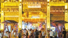 夜游湖南岳阳汴河街