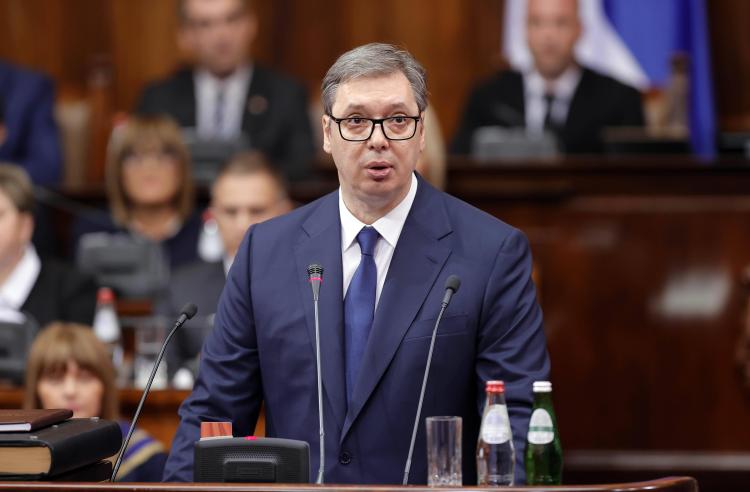 武契奇承认前进党在塞议会选举中败选
