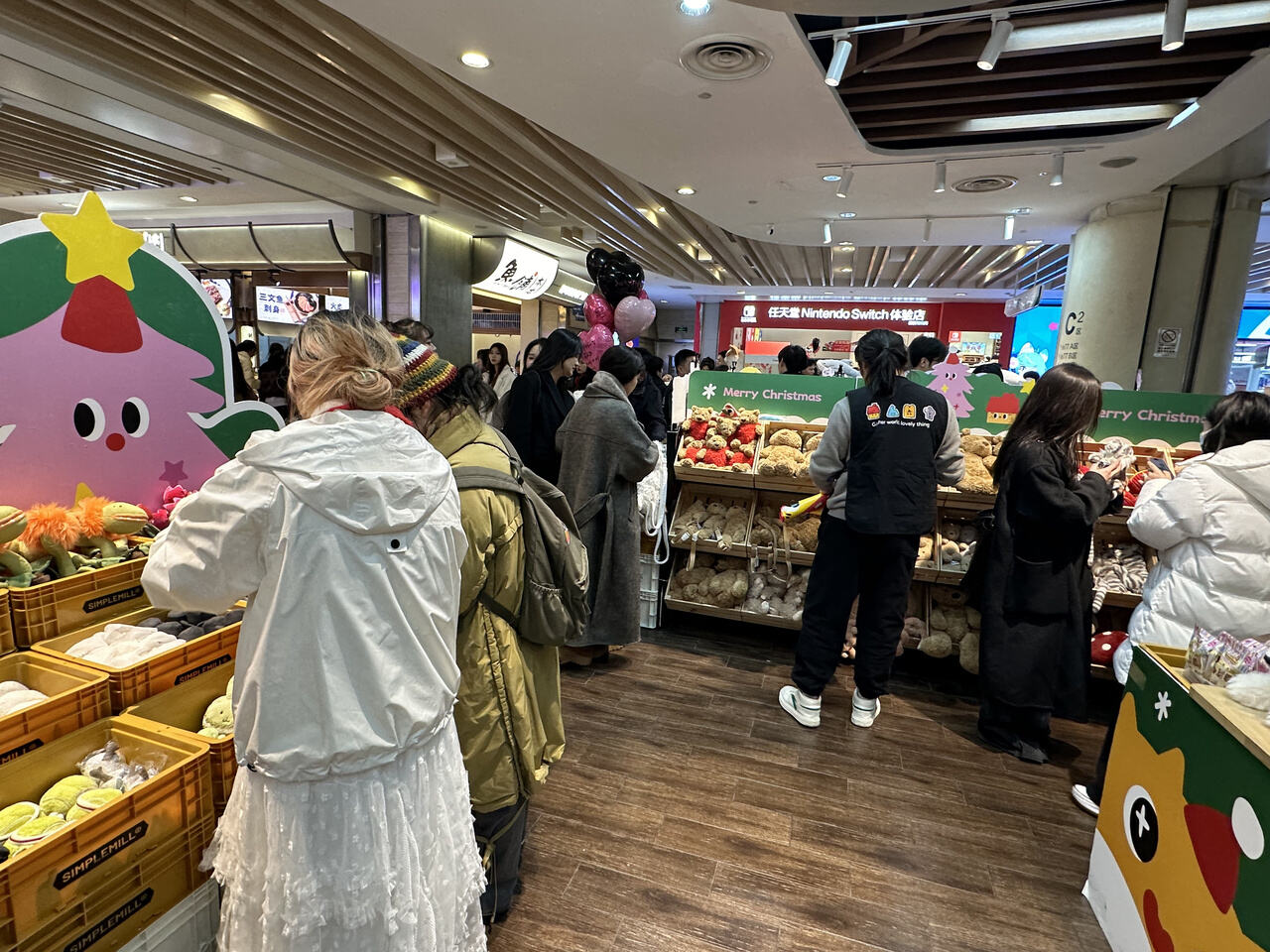 人气足、消费旺！跨年夜杭州三大商圈消费额近3亿元
