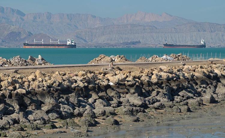 英国能源大臣：重开霍尔木兹海峡的最佳方式是结束冲突