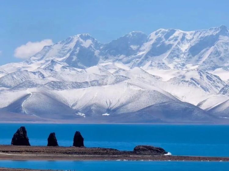 西藏秋季拍大片，不用专业相机就能框住三色美！