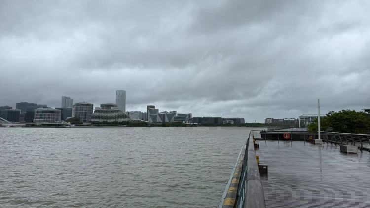 上海发布暴雨黄色预警 已转移安置28万人