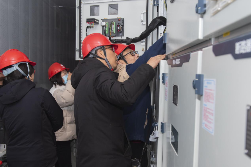 State Grid Huai'an Powers Up City's Largest User-Side Energy Storage Station_fororder_图片2