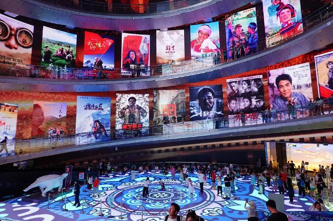 中国电影：从票房经济加速向多元消费生态转变