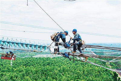 海南建设首个500千伏工程