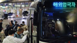 没公交卡？韩国考虑让外国旅客刷信用卡乘公交