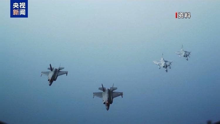 视频丨美航母群就位 伊朗严阵以待 中东紧张局势再升级