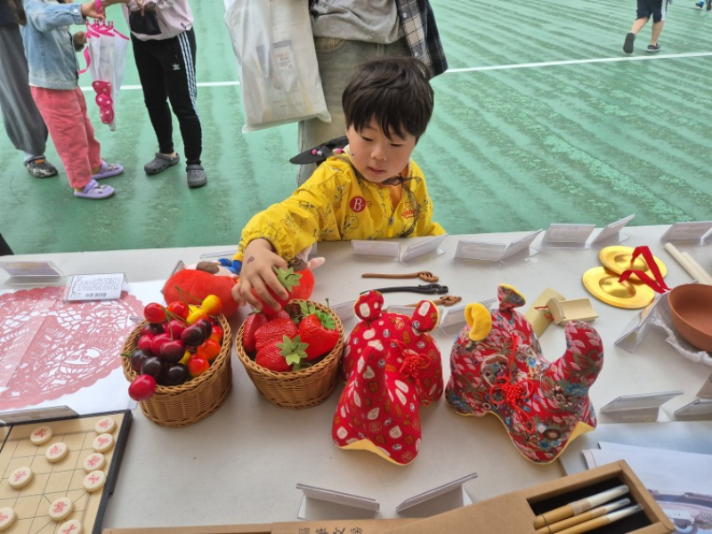 옌타이 푸산 민속 전시품, 한국 제18회 '세계인의 날' 문화교류 행사서 선보여_fororder_图片 2