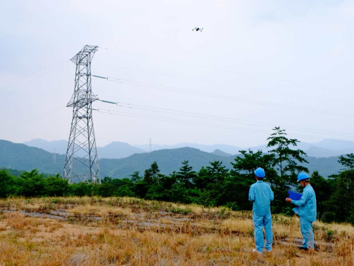 State Grid Zhejiang Electric Power Strengthens Line Inspections to Build a “Safety Net” for Flood-Resilient Power Supply_fororder_图片1