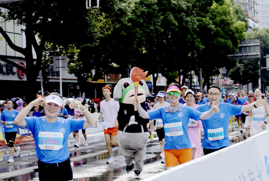 2025 Liupanshui Marathon Kicks Off_fororder_图片7