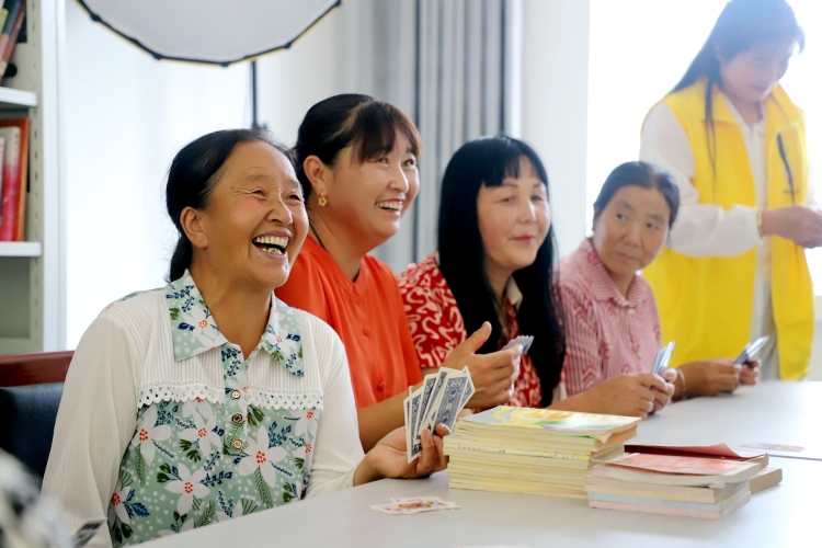 清水县秦亭镇：“初心驿站”奏响“一老一小”幸福乐章_fororder_456